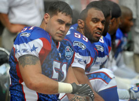 Lofa Tatupu and Julian Peterson
